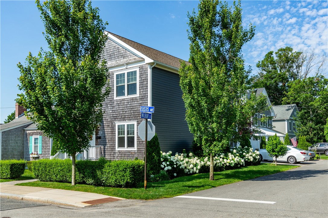 Newport, Rhode Island 02840, United States, 3 Bedrooms Bedrooms, ,3 BathroomsBathrooms,Residential,Active,178775