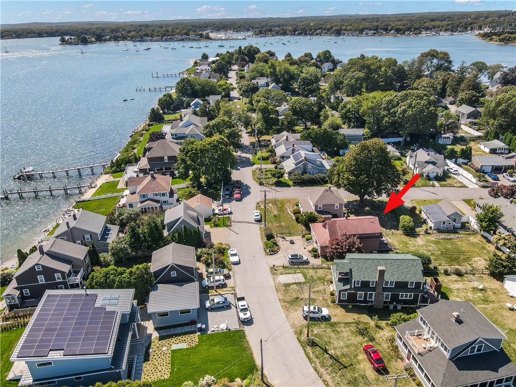 North Kingstown, Rhode Island 02852, United States, 2 Bedrooms Bedrooms, ,2 BathroomsBathrooms,Residential,Pending,209841