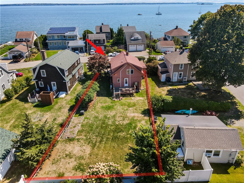 North Kingstown, Rhode Island 02852, United States, 2 Bedrooms Bedrooms, ,2 BathroomsBathrooms,Residential,Pending,209841