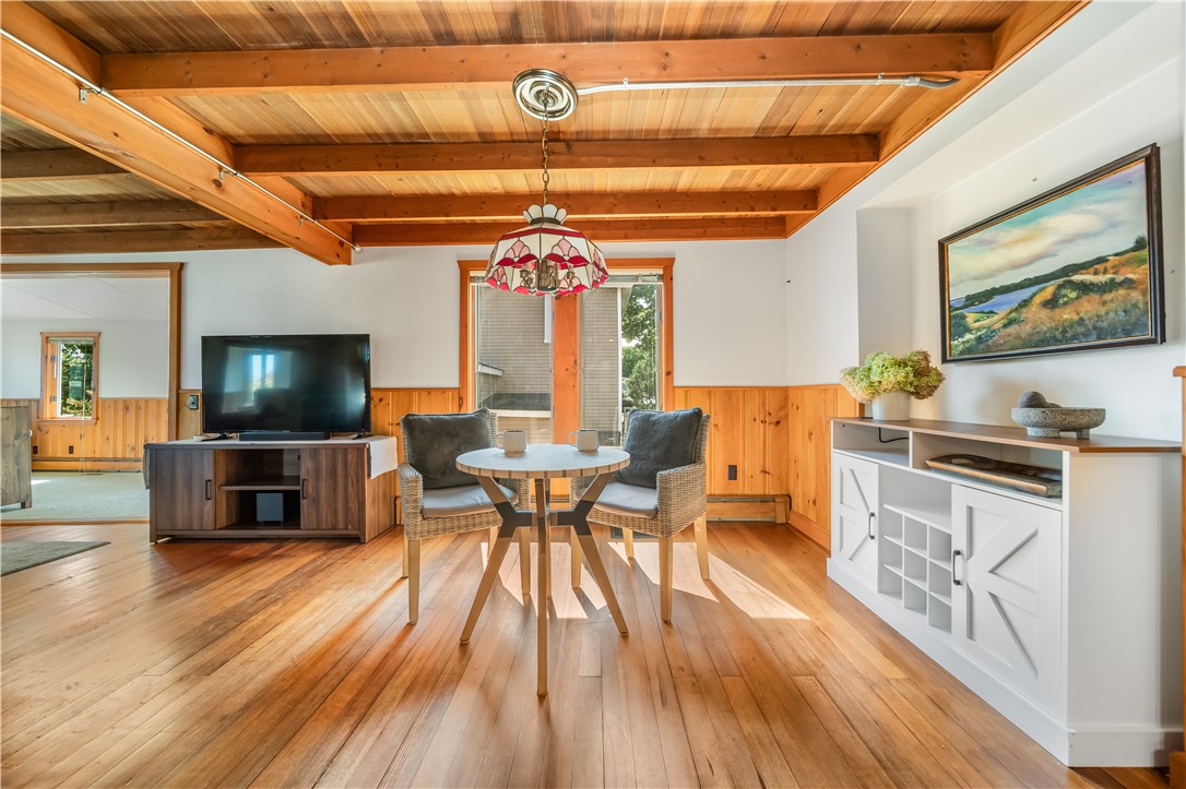 North Kingstown, Rhode Island 02852, United States, 2 Bedrooms Bedrooms, ,2 BathroomsBathrooms,Residential,Pending,209841