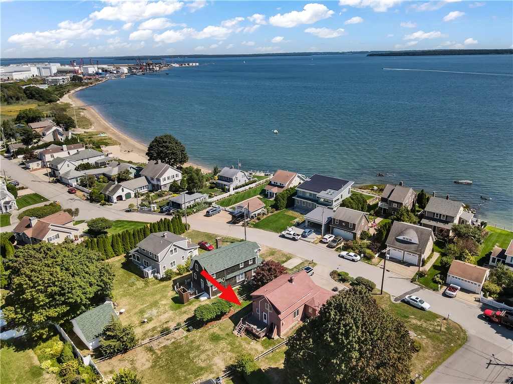 North Kingstown, Rhode Island 02852, United States, 2 Bedrooms Bedrooms, ,2 BathroomsBathrooms,Residential,Pending,209841