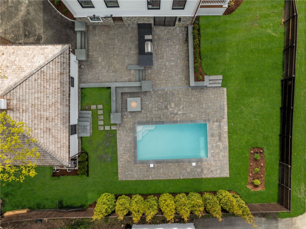 7 Champlin Street
