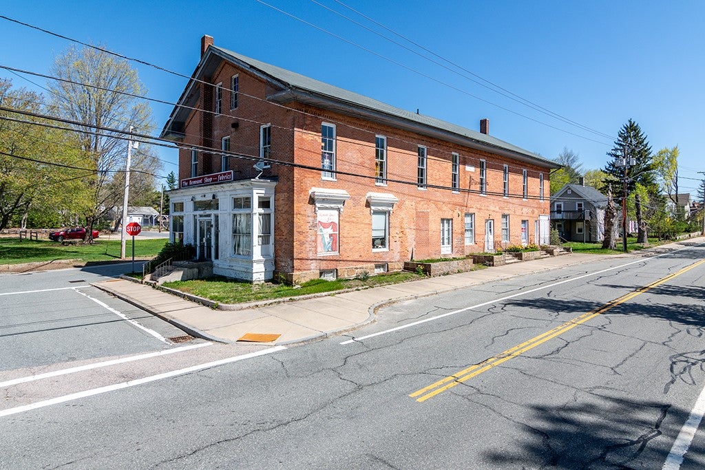 1081 Main Street