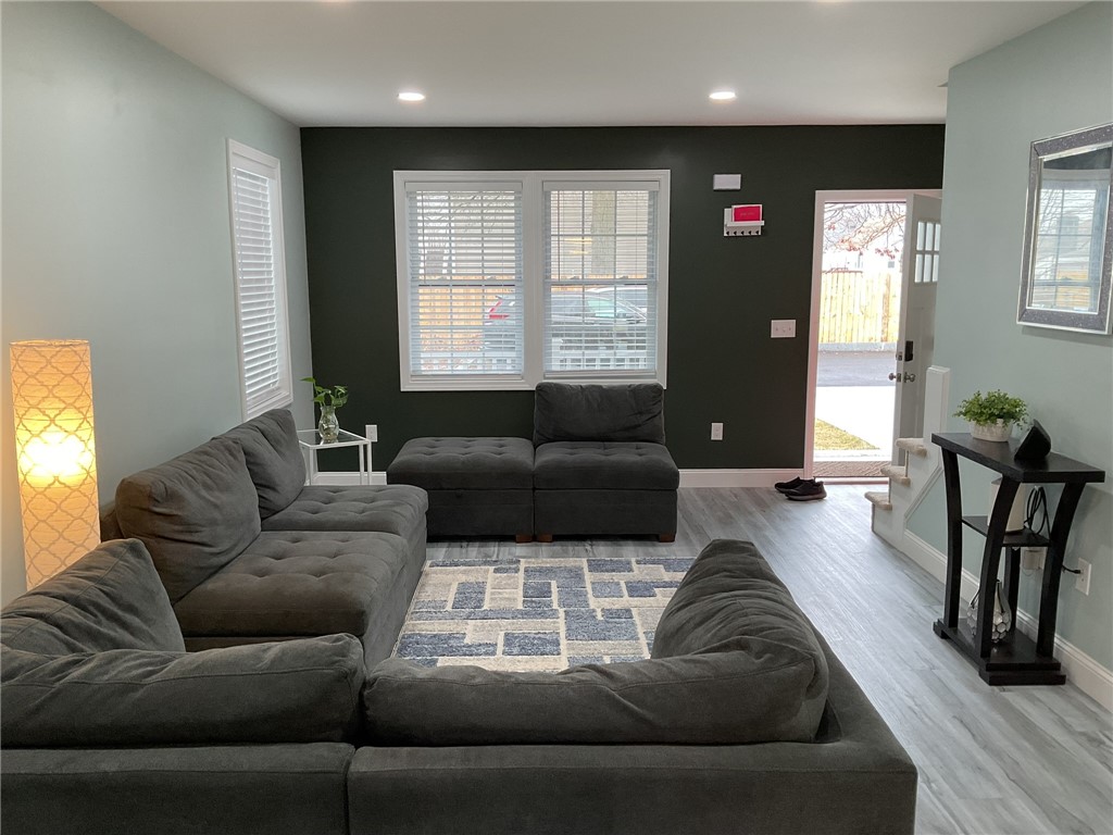 11 Lynn Avenue