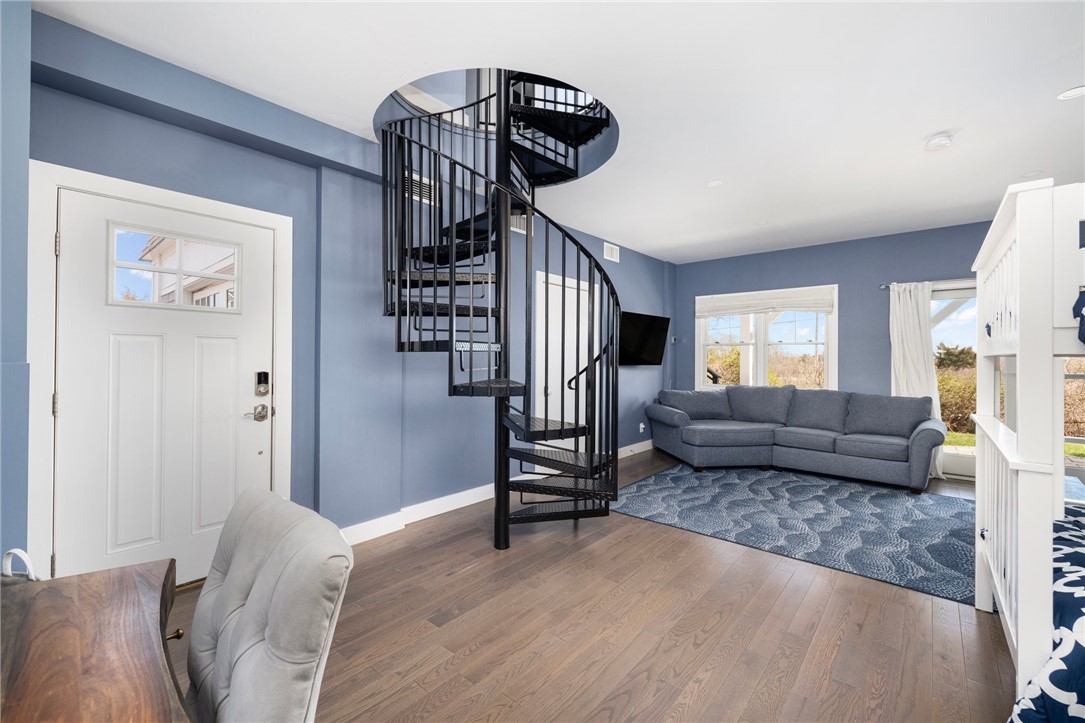 14 East Pointe Court 14