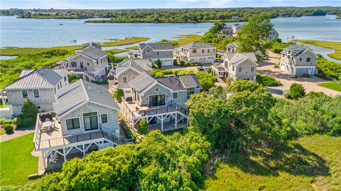 14 East Pointe Court 14