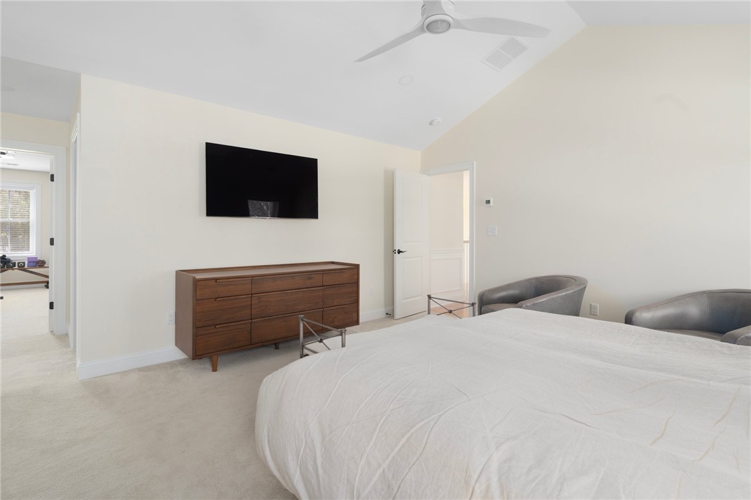 Cranston, Rhode Island 02921, United States, 4 Bedrooms Bedrooms, ,3 BathroomsBathrooms,Residential,Active,158253