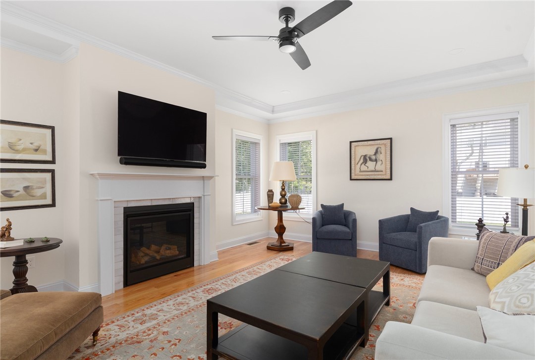 Cranston, Rhode Island 02921, United States, 4 Bedrooms Bedrooms, ,3 BathroomsBathrooms,Residential,Active,158253