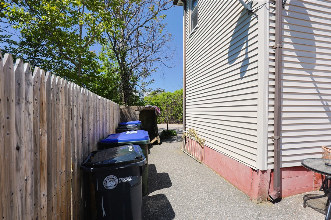 165 Knight Street