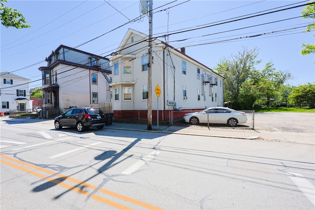 165 Knight Street