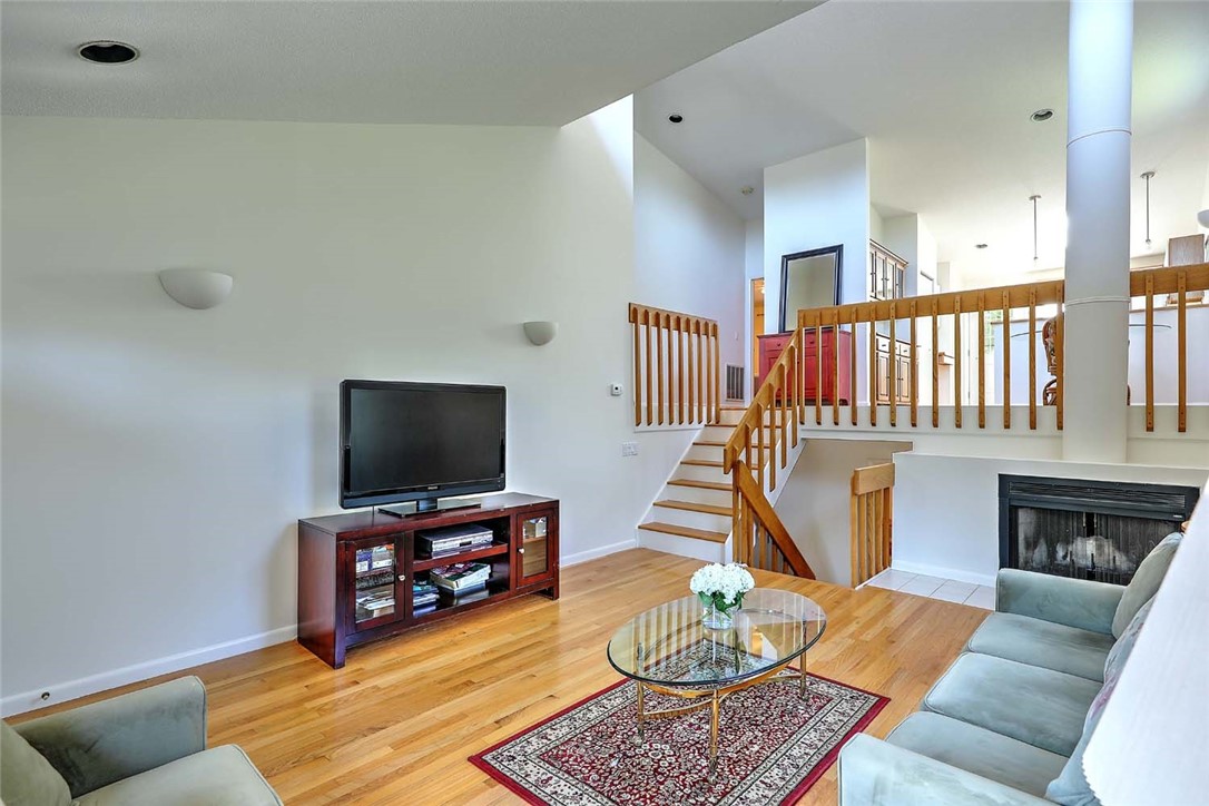 101 Cardinal Drive