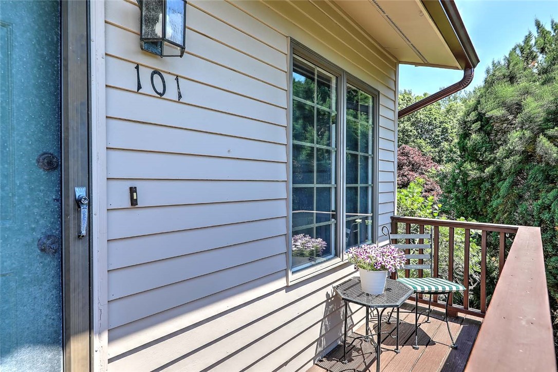 101 Cardinal Drive