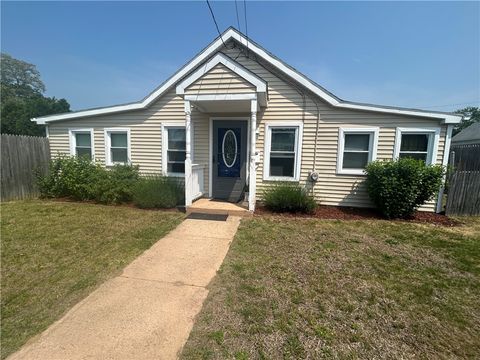 1 Holly Street East Providence RI 02915