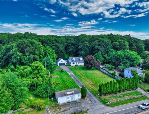 894 Main Road 896 Tiverton RI 02878