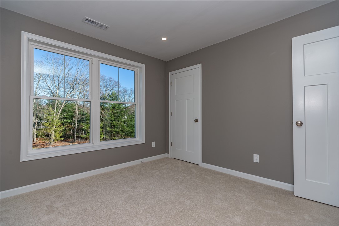 Coventry, Rhode Island 02816, United States, 4 Bedrooms Bedrooms, ,3 BathroomsBathrooms,Residential,Active,246017