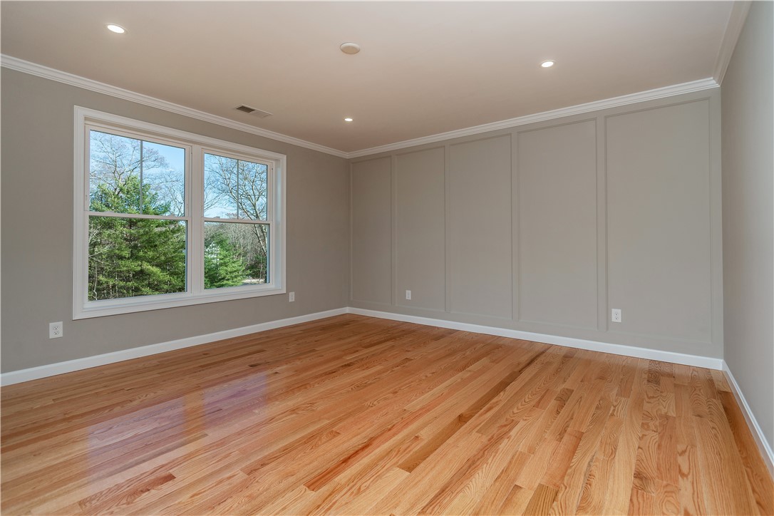 Coventry, Rhode Island 02816, United States, 4 Bedrooms Bedrooms, ,3 BathroomsBathrooms,Residential,Active,246017