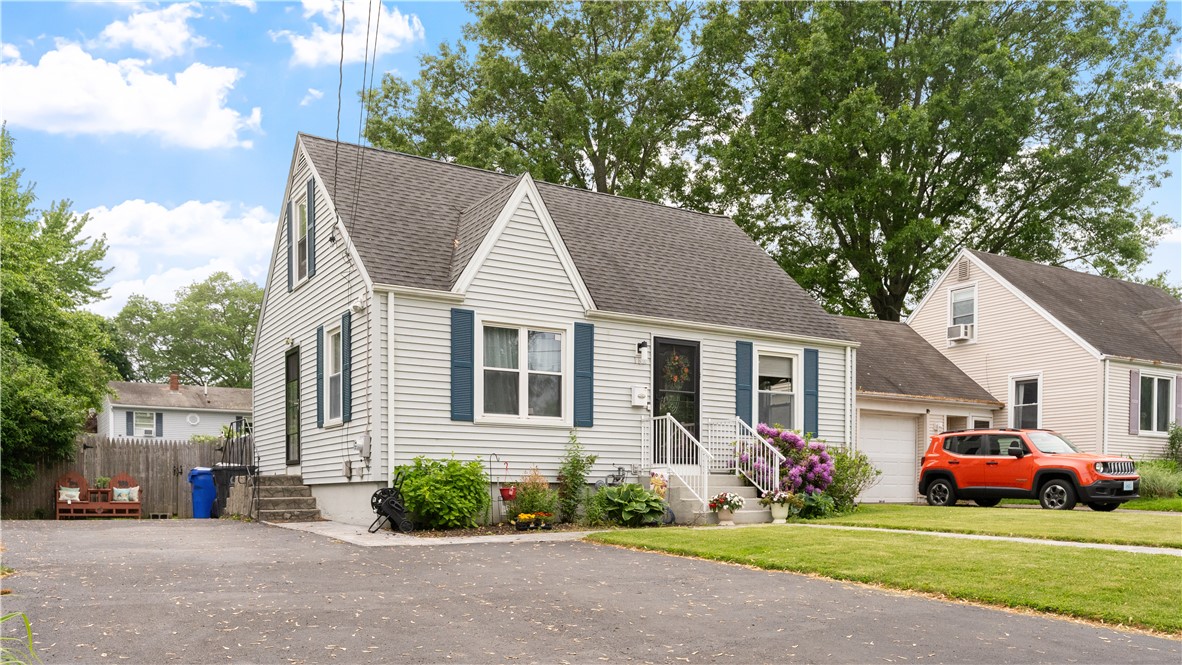162 Thatcher Street