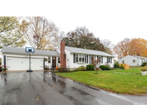 15 New Clark Road Cumberland RI 02864