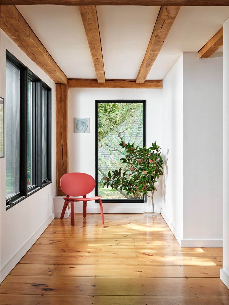 296 Stoney Holllow Road