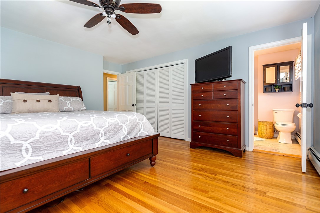 North Kingstown, Rhode Island 02852, United States, 4 Bedrooms Bedrooms, ,3 BathroomsBathrooms,Residential,Active,173749