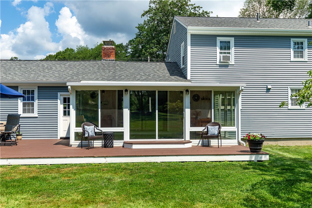 North Kingstown, Rhode Island 02852, United States, 4 Bedrooms Bedrooms, ,3 BathroomsBathrooms,Residential,Active,173749