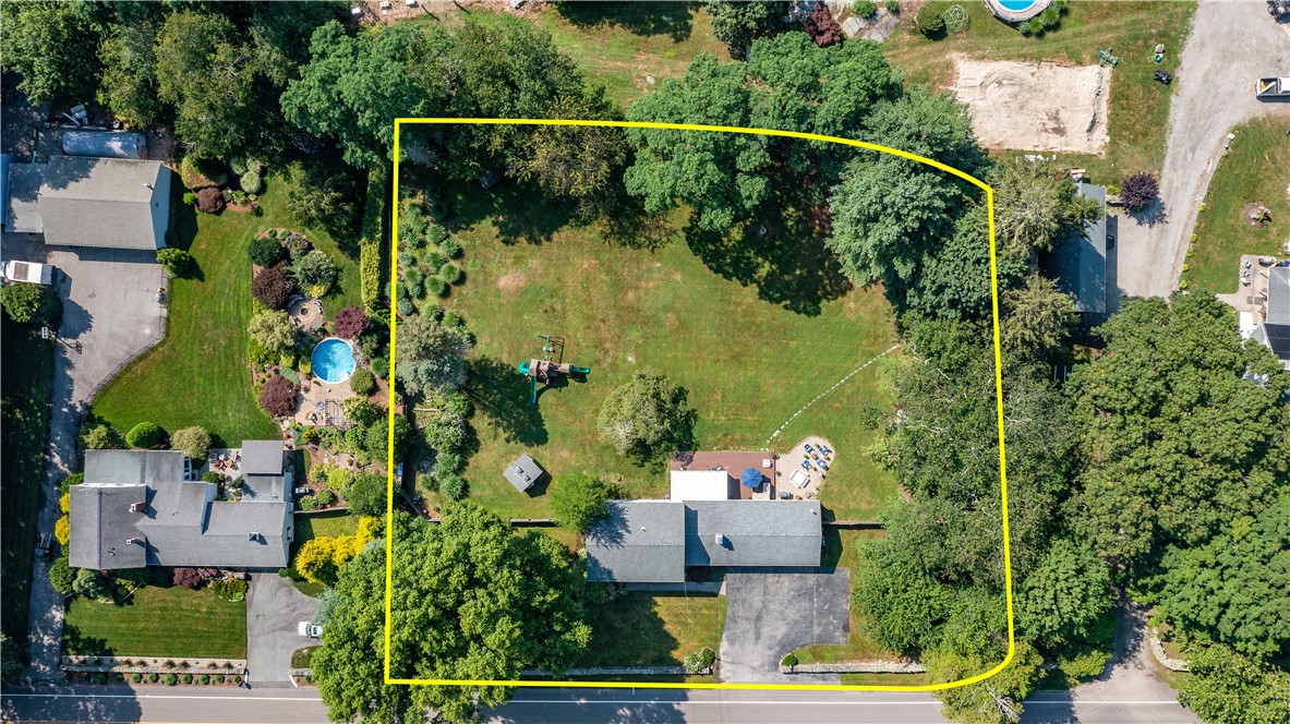 471 N. Quidnessett Road