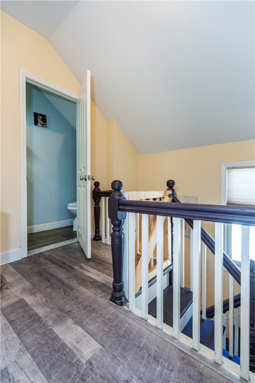 Warwick, Rhode Island 02886, United States, 3 Bedrooms Bedrooms, ,2 BathroomsBathrooms,Residential,Active,97672