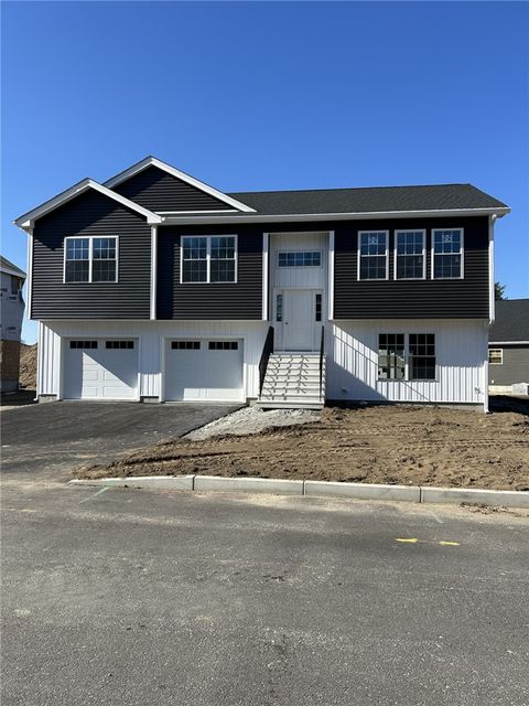 51 Red Maple Lane Warwick RI 02886