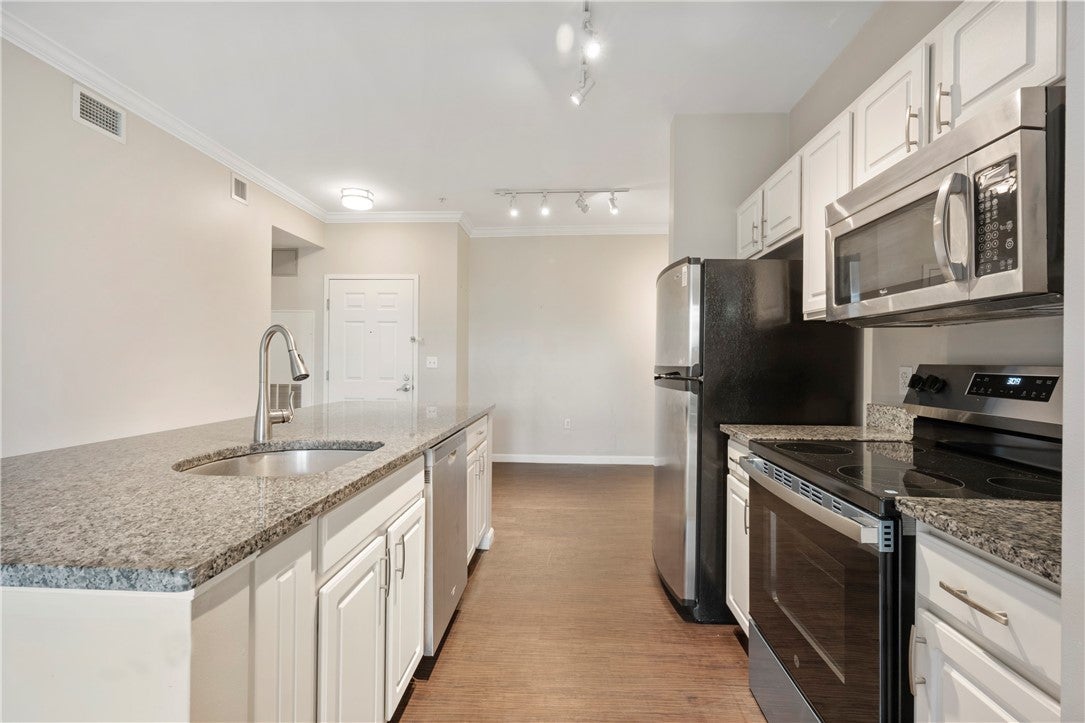 1000 Providence Place 238