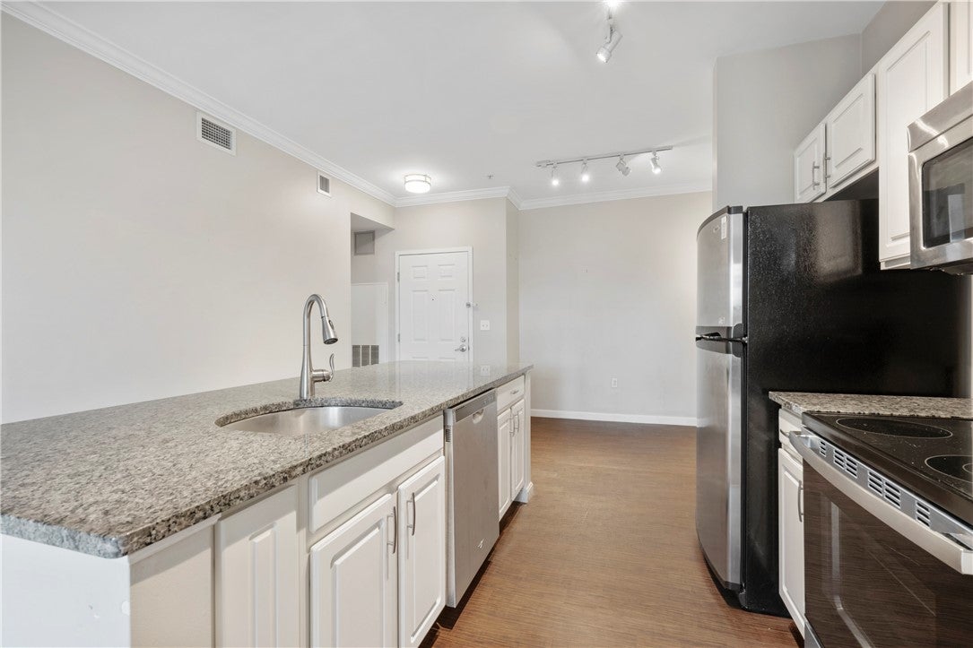 1000 Providence Place 238