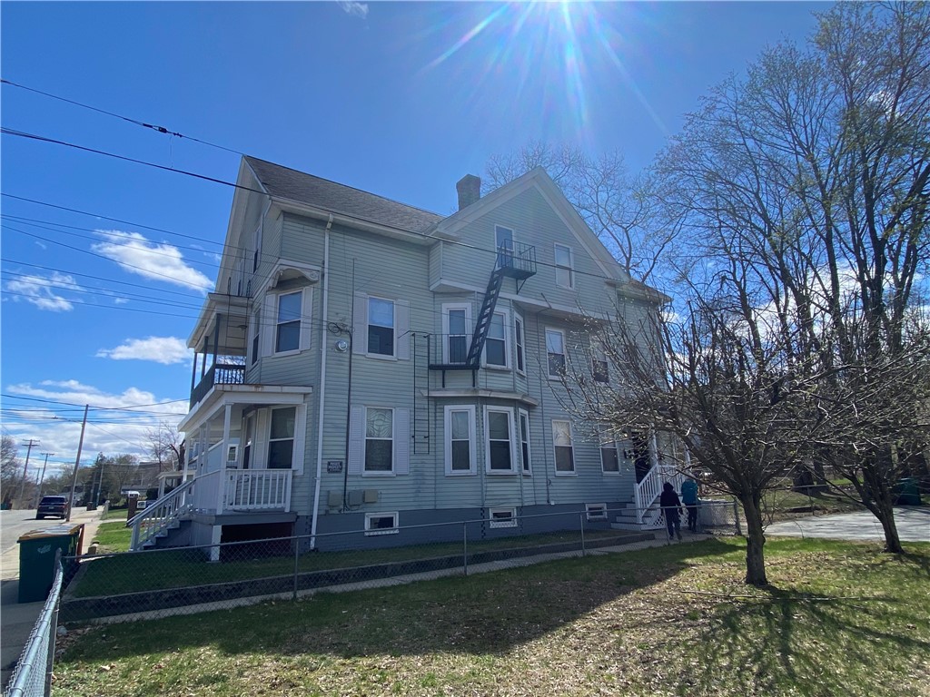 376 North Main Street