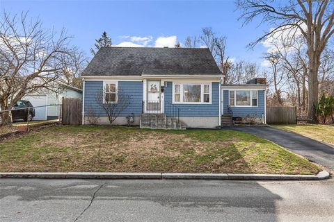 52 Maxfield Avenue East Providence RI 02914