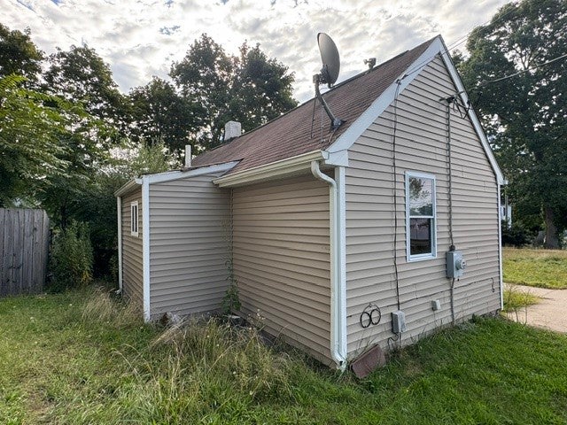 114 Earl Avenue