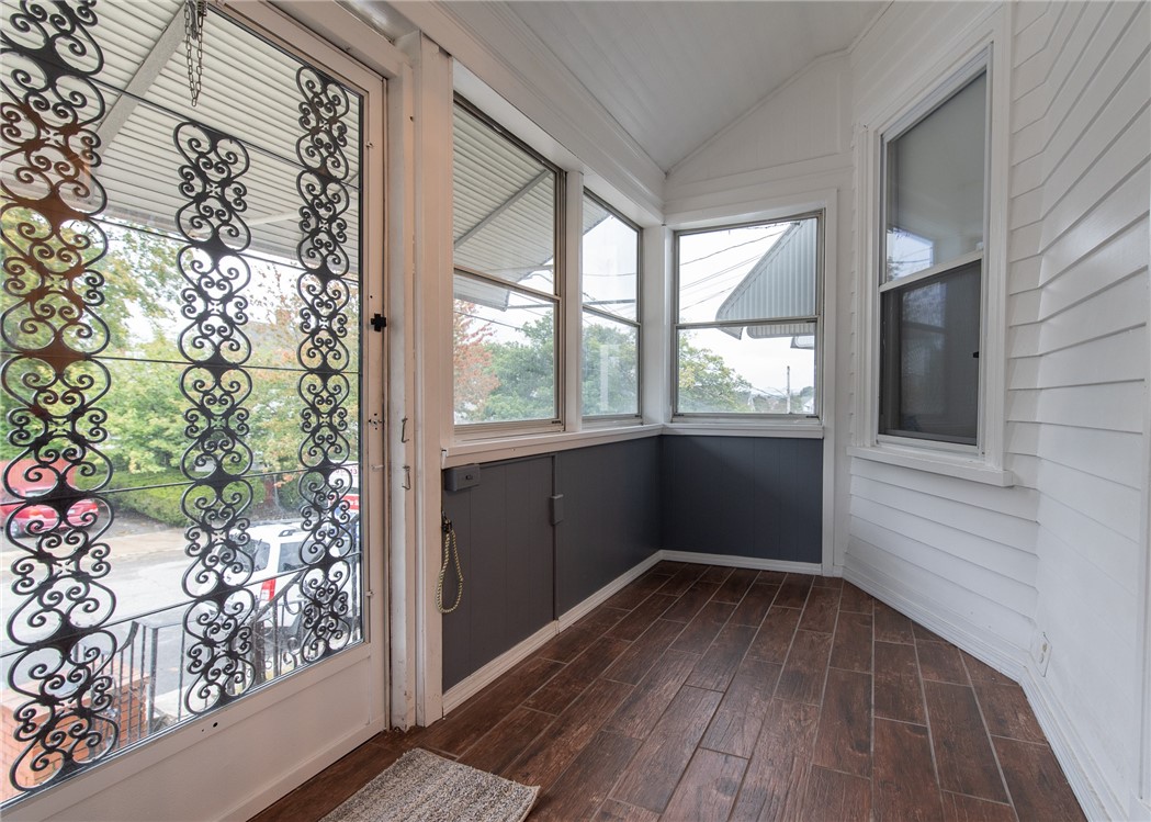 48 Pomona Avenue 50