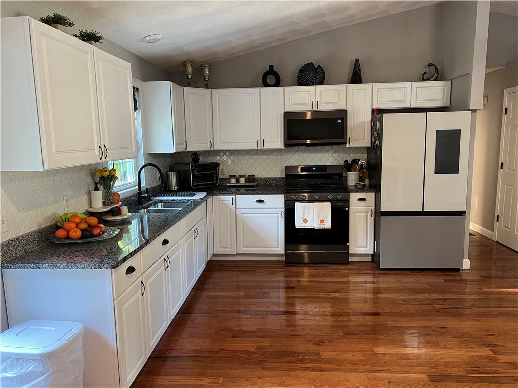 26 Ophelia Street 28