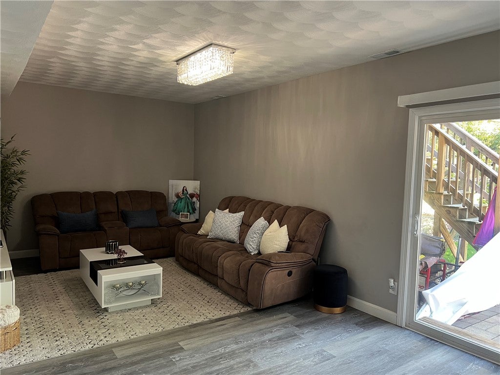 26 Ophelia Street 28