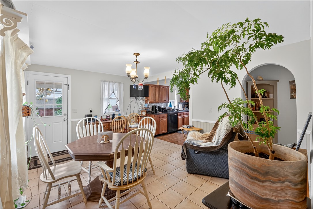 77 Chestnut Hill Road