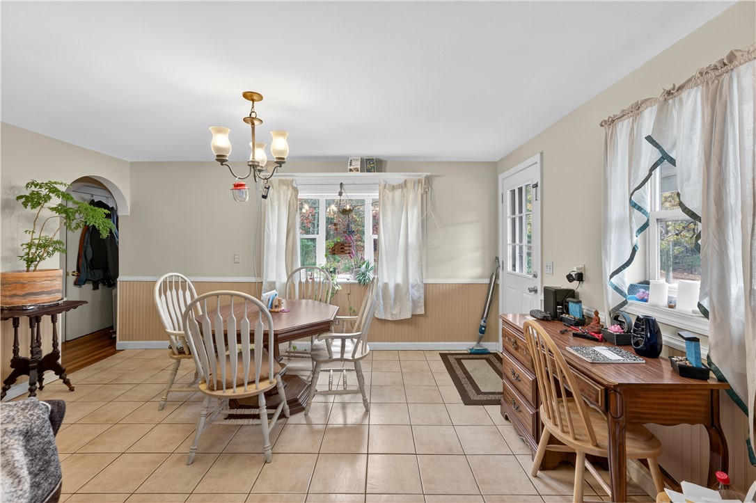 77 Chestnut Hill Road