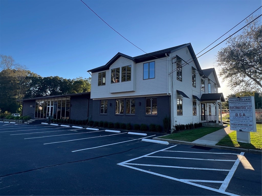 2843 South County Trail