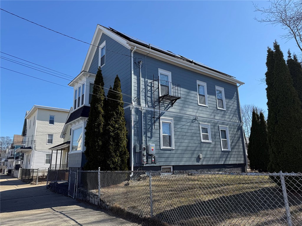 86 Magill Street