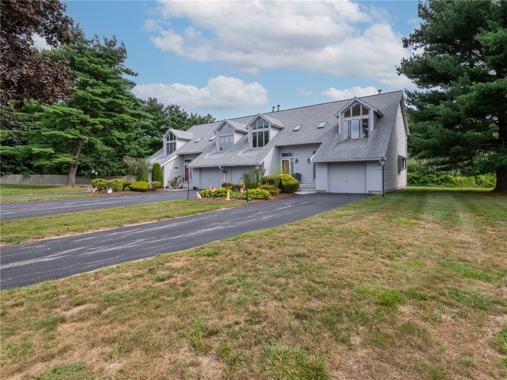 12 Tamarac Drive D