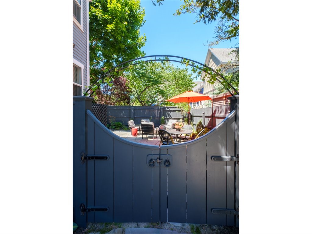 17 Willow Street 2