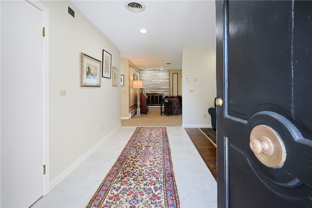 145 Meshanticut Valley Parkway