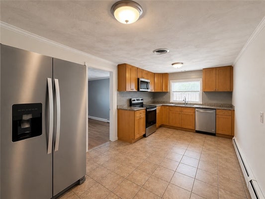 31 FOSTER ST, PAWTUCKET, RI 02861 - Image 3ddbf4df3656b07daecd401a8c8aa507/3318137526