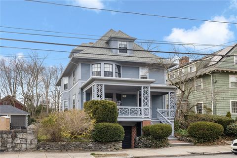 Single Family Residence in Providence RI 72 Taber Avenue.jpg