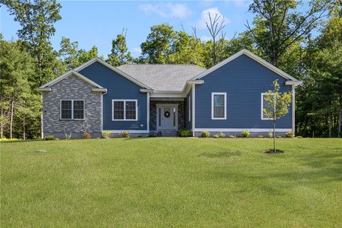 7 Avery Way Richmond RI 02898