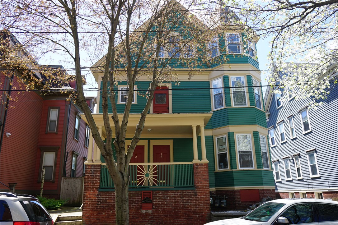 Similar Properties