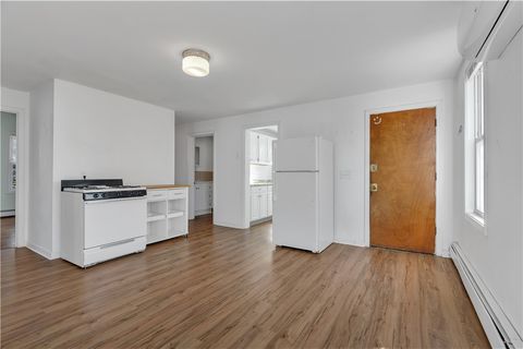 114 Penn Street 2 Providence RI 02909