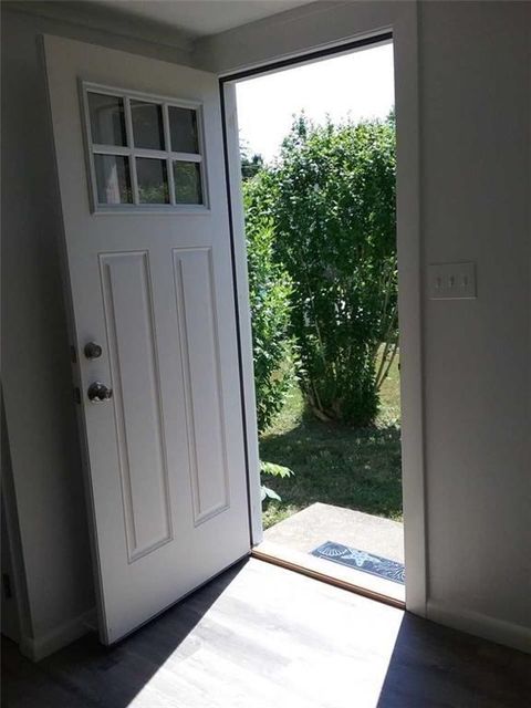 97 Center Avenue Middletown RI 02842