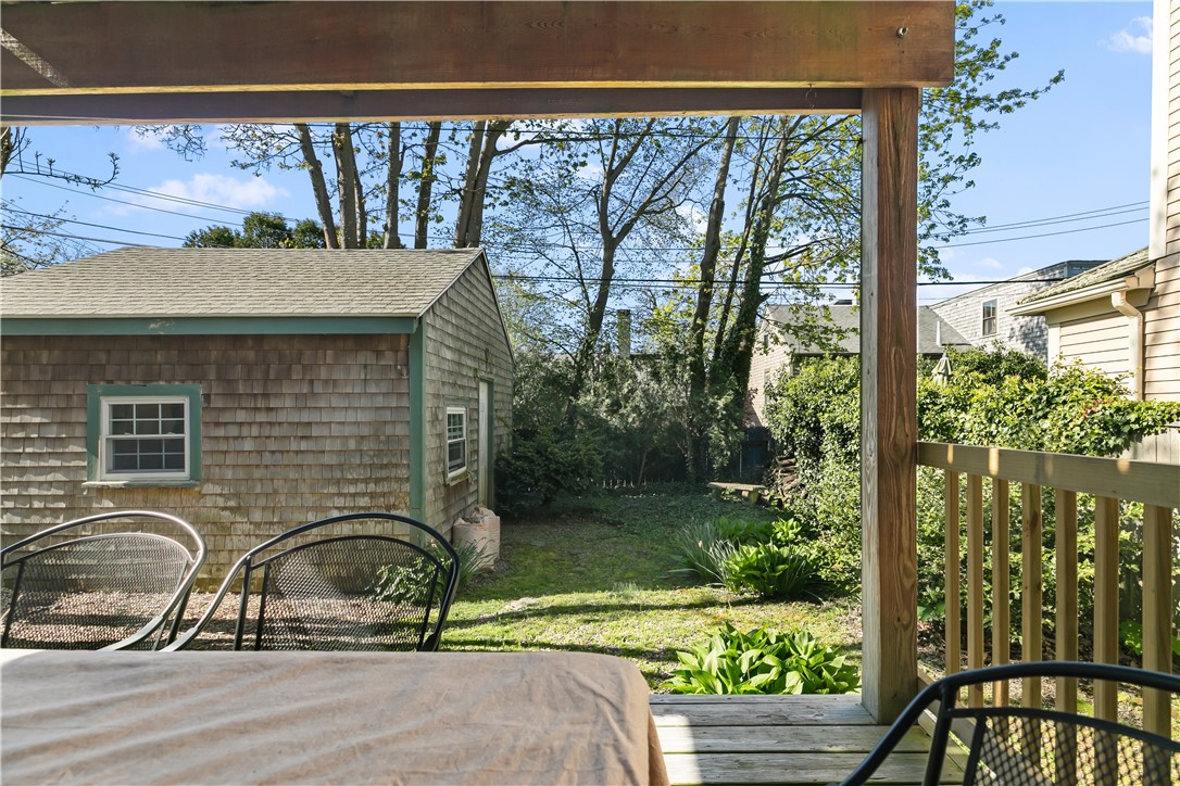 Newport, Rhode Island 02840, United States, 2 Bedrooms Bedrooms, ,1 BathroomBathrooms,Residential,Active,4993